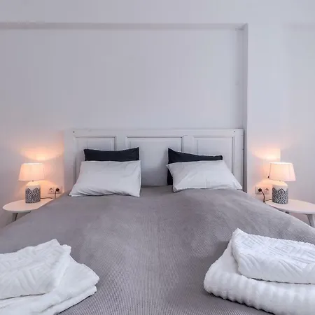 66 - Stylish Two Bedroom In Lozenets District By Flat Mаnager Apartament