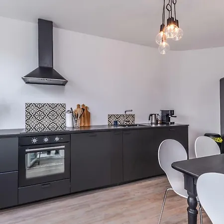 Apartment 66 - Stylish Two Bedroom In Lozenets District By Flat Mаnager Sofia