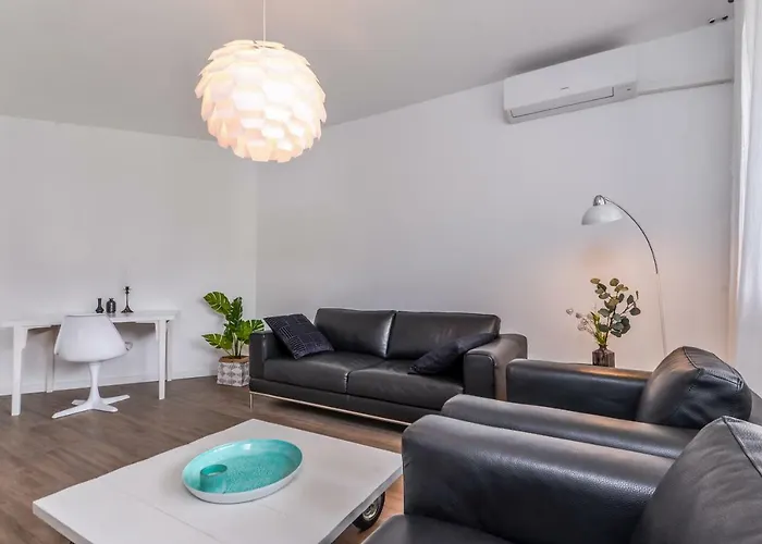 66 - Stylish Two Bedroom In Lozenets District By Flat Mаnager